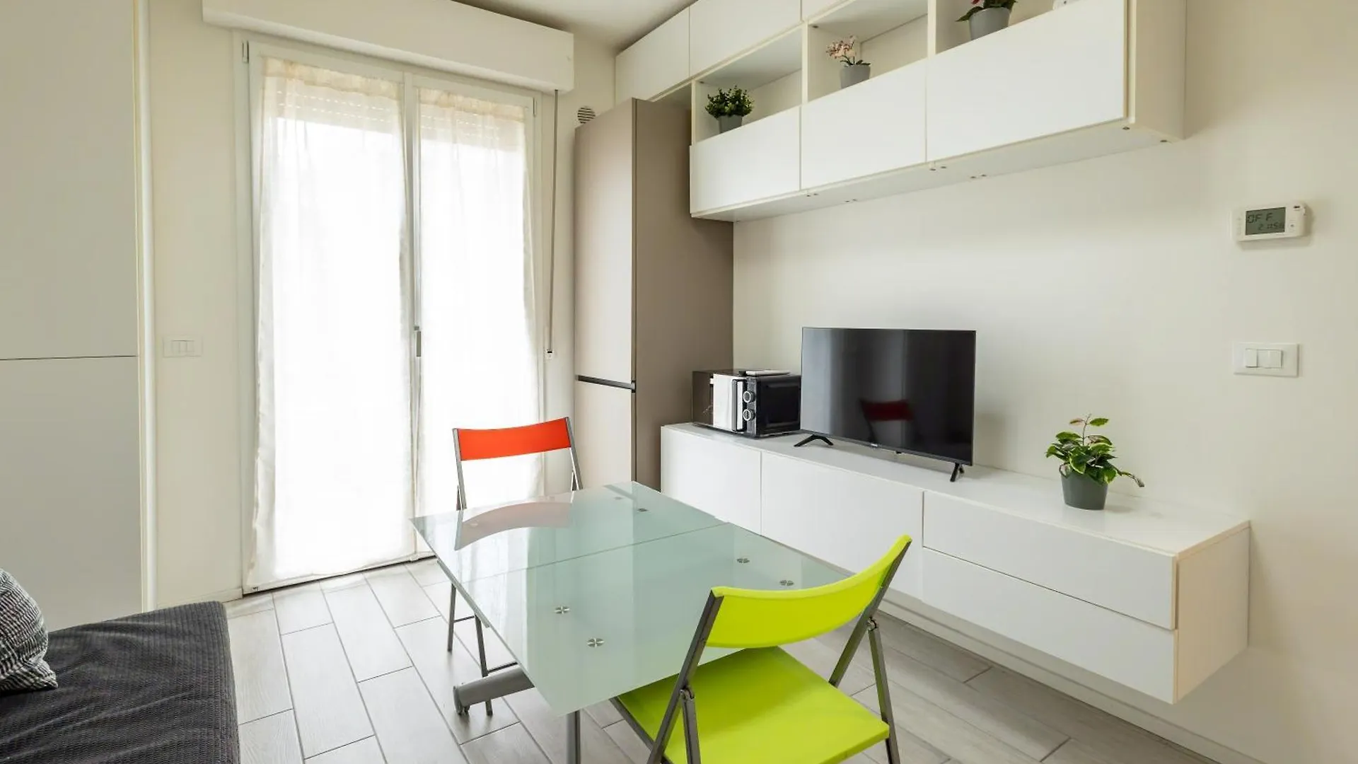 Casa Marite - Private Parking Apartment Pisa